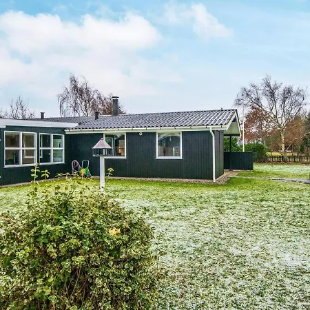 7 Person In Ulfborg-by Traum