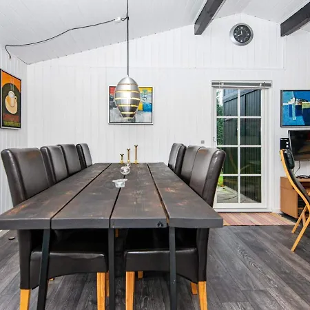 7 Person In Ulfborg-by Traum *